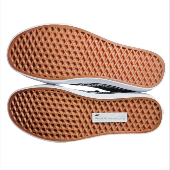 NWT VANS SK8-HI Bandana Black Suede Canvas Skate Shoes Men's Size 9.5 Women's 11 - Picture 12 of 14